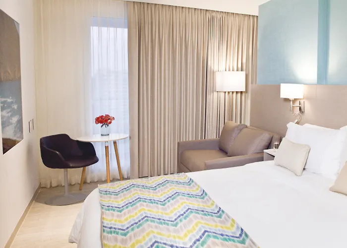 Mercure Santa Marta Emile